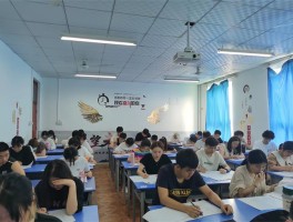 深职训学校解答：专升本是否属于全日制教育？(深职训学校)
