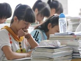 成人高考轻松过关秘诀-深职训学校助您一臂之力(考试技巧)