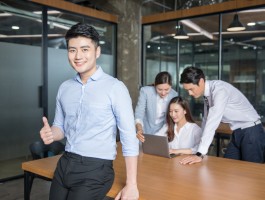 深职训学校：开启成人网络教育的新篇章(在线课程)