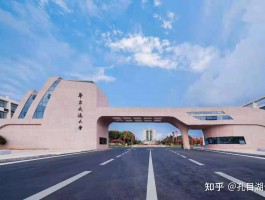 成人高考：选择深职训学校，打开通往知名高校的大门(深职训学校)