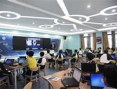 网络教育与远程学习：深职训学校如何引领未来教育趋势(在线课程)