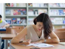 提升学历的重要性：深职训学校如何助您实现梦想(职业发展)