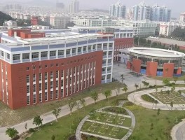 初中毕业如何提升学历？深职训学校为您指明道路(职业教育)