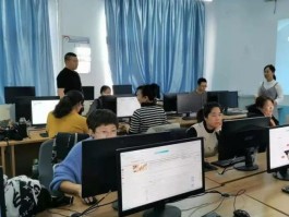 深职训学校：函授教育与网络教育，哪个更适合你?(函授教育)