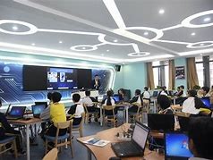 网络教育的崛起：深职训学校如何重塑学习体验(深职训学校)