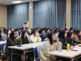 深职训学校：揭秘专升本培训班费用及如何选择(教育投资)