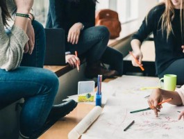 网络教育本科：深职训学校提供有学位的在线本科学位课程(本科)