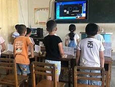 深职训学校：引领网络教育新时代 - 在线学习的革新者(在线学习)